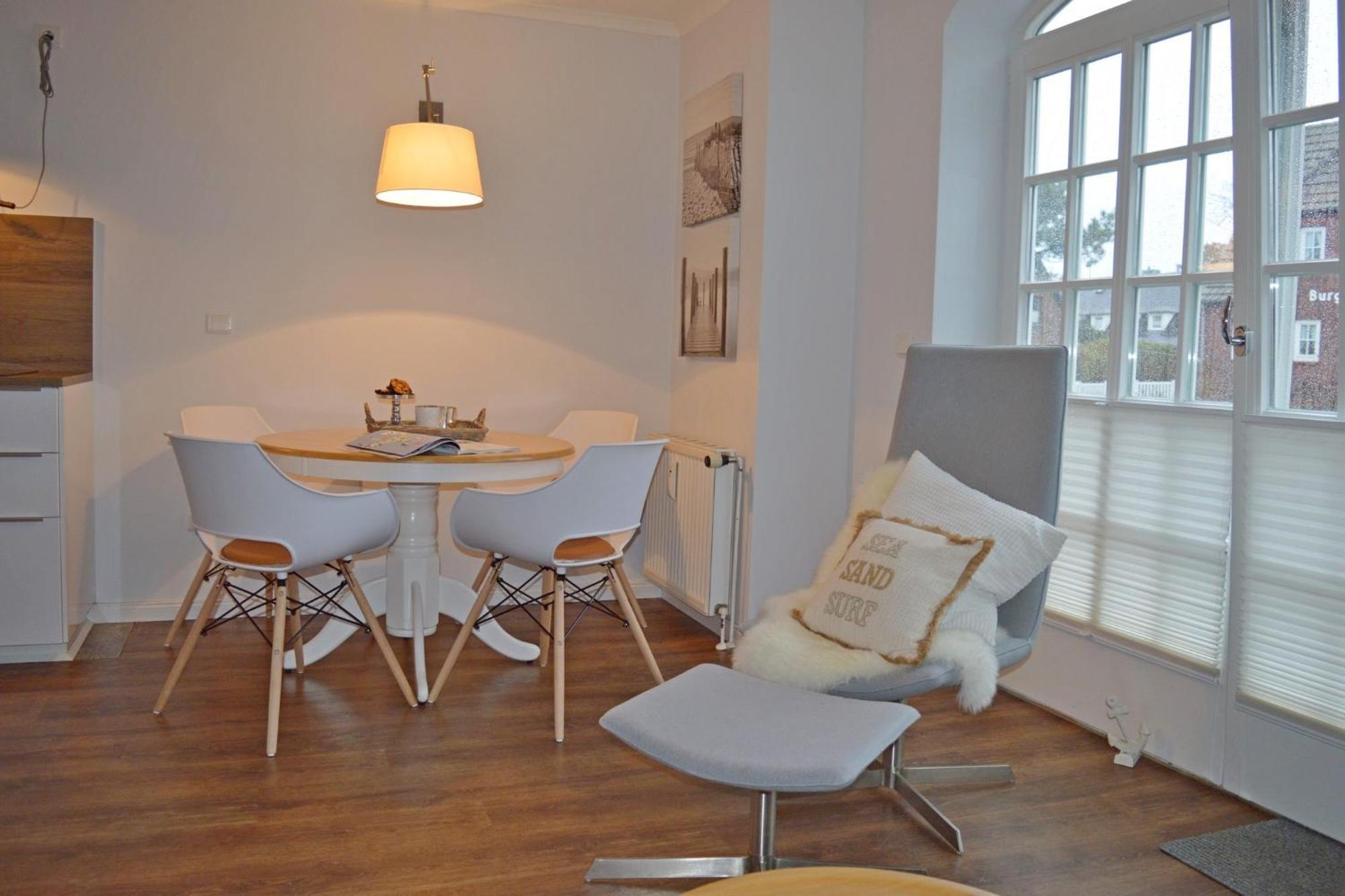 Morderne 3-Zimmerwohnung In Einer Hausscheibe Unter Reet 韦斯特兰 外观 照片